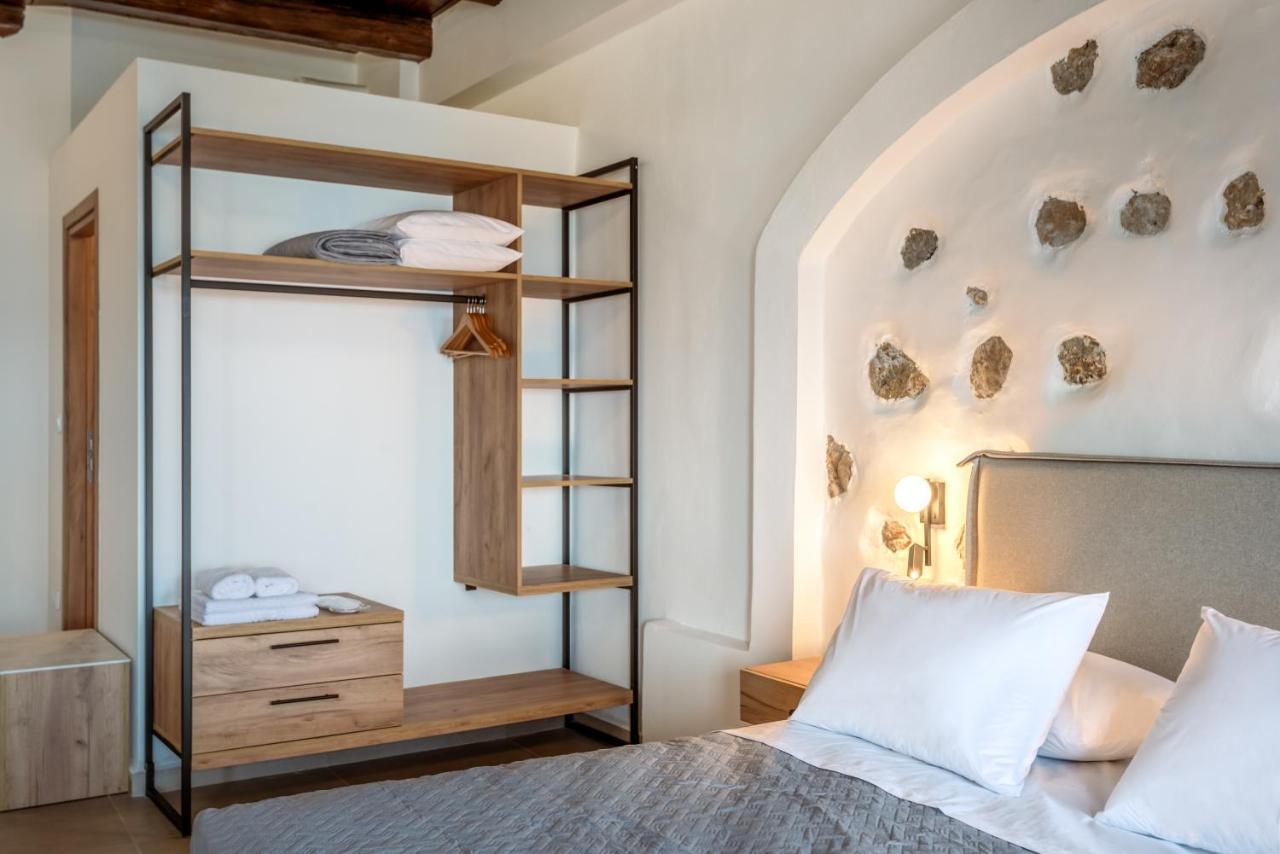 Superb Apartments Kriaras Sea View In Sfakia Khora Sfakion Bagian luar foto