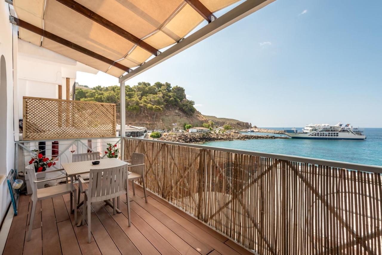 Superb Apartments Kriaras Sea View In Sfakia Khora Sfakion Bagian luar foto