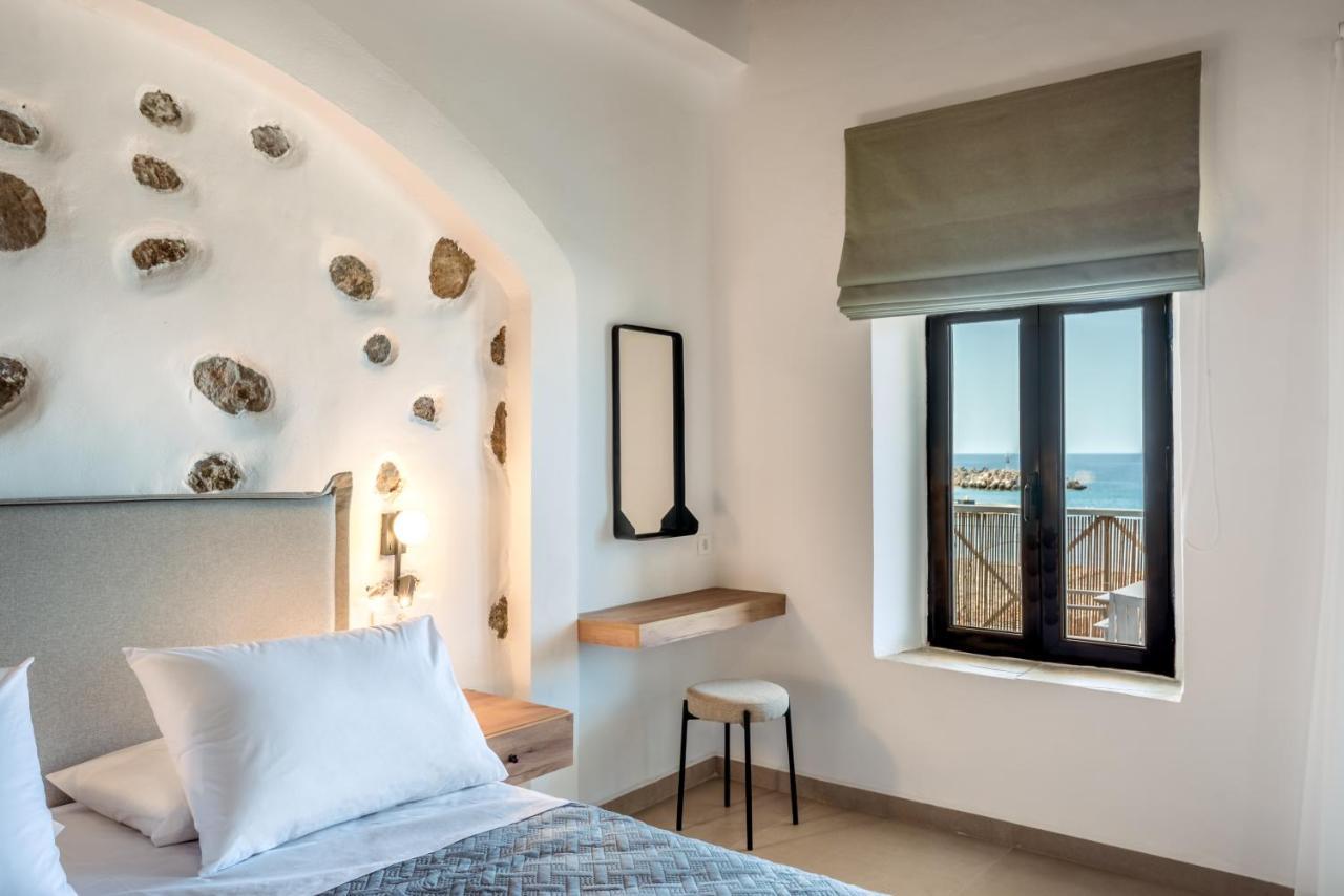 Superb Apartments Kriaras Sea View In Sfakia Khora Sfakion Bagian luar foto