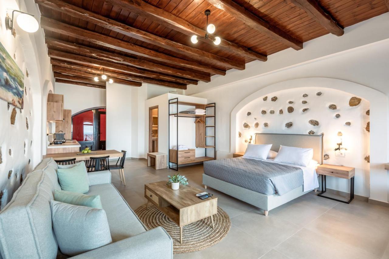 Superb Apartments Kriaras Sea View In Sfakia Khora Sfakion Bagian luar foto