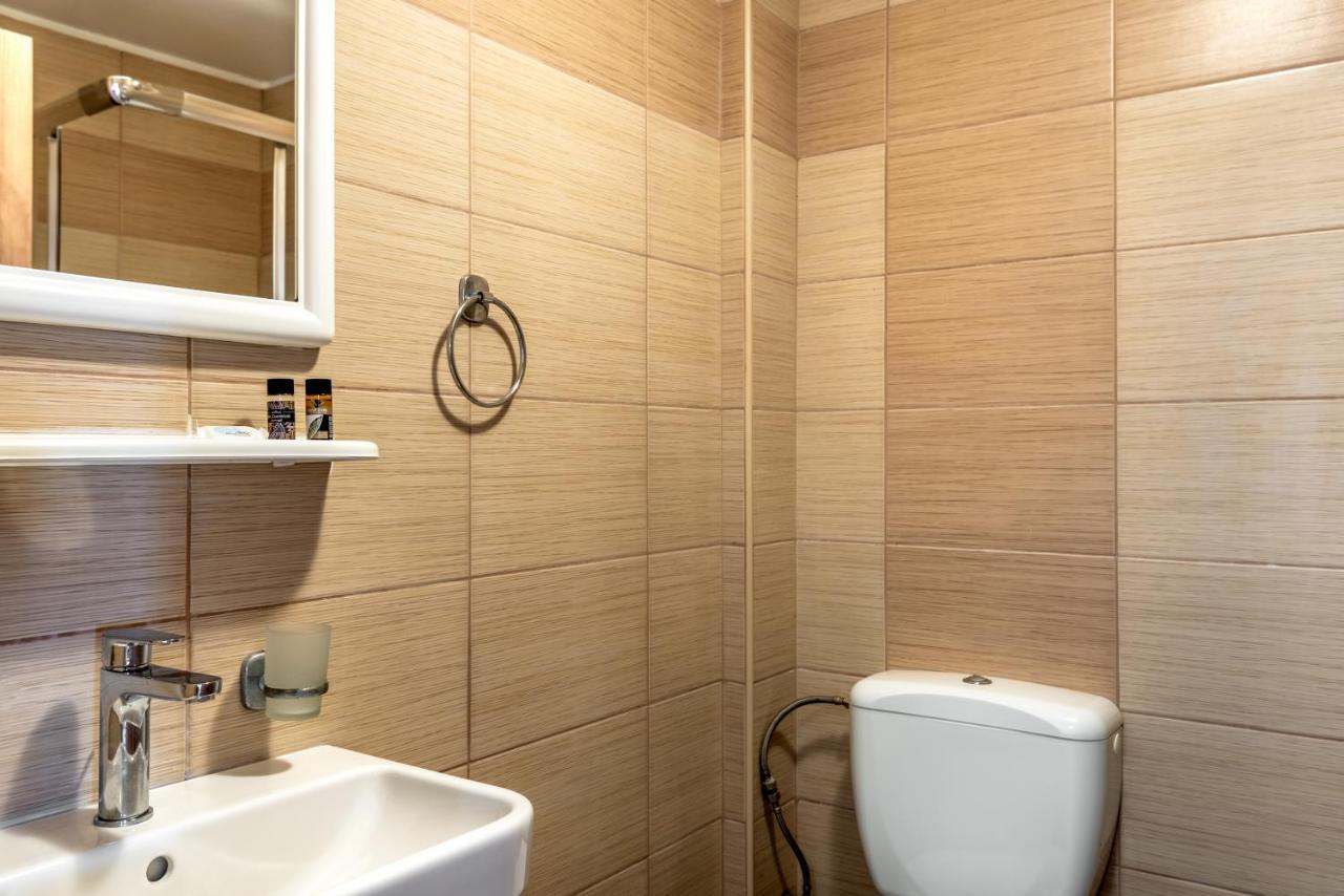Superb Apartments Kriaras Sea View In Sfakia Khora Sfakion Bagian luar foto